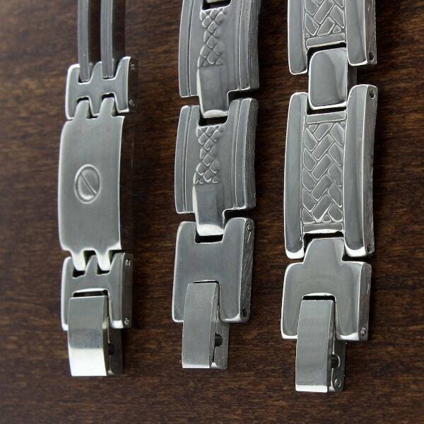 sinn_uhr_armbandwechsel_bild